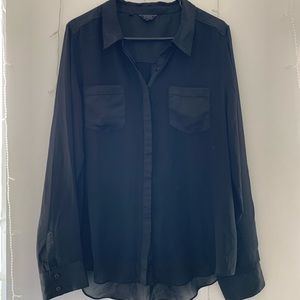 🎀 Guess blouse size XL 🎀